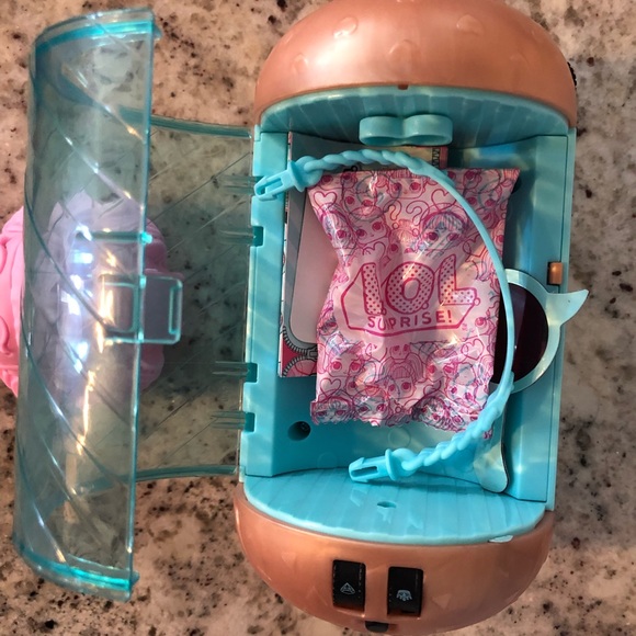 Lol Surprise “Drag Racer” Eye Spy Under Wraps - Picture 4 of 7